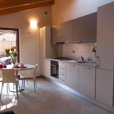 "La Terrazza Di Castiglione" Appartamenti Vacanza กาส์ตีจลิโอเน เดลลา เปสกายา ห้อง รูปภาพ